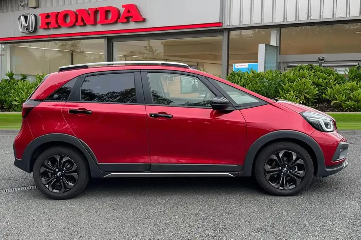 2024-honda-jazz-15-i-mmd-crosstar-advance-big-2