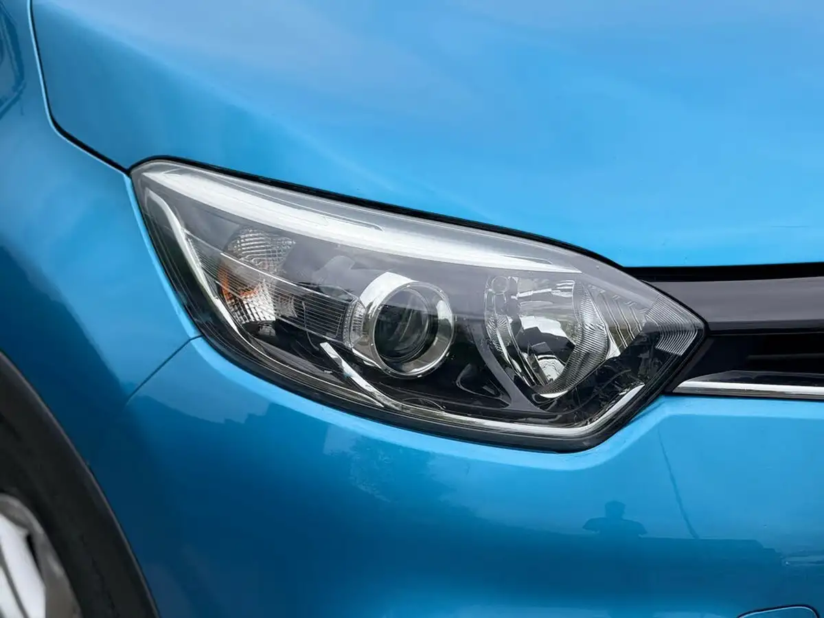 2014-renault-captur-09-dynamique-medianavss-big-57