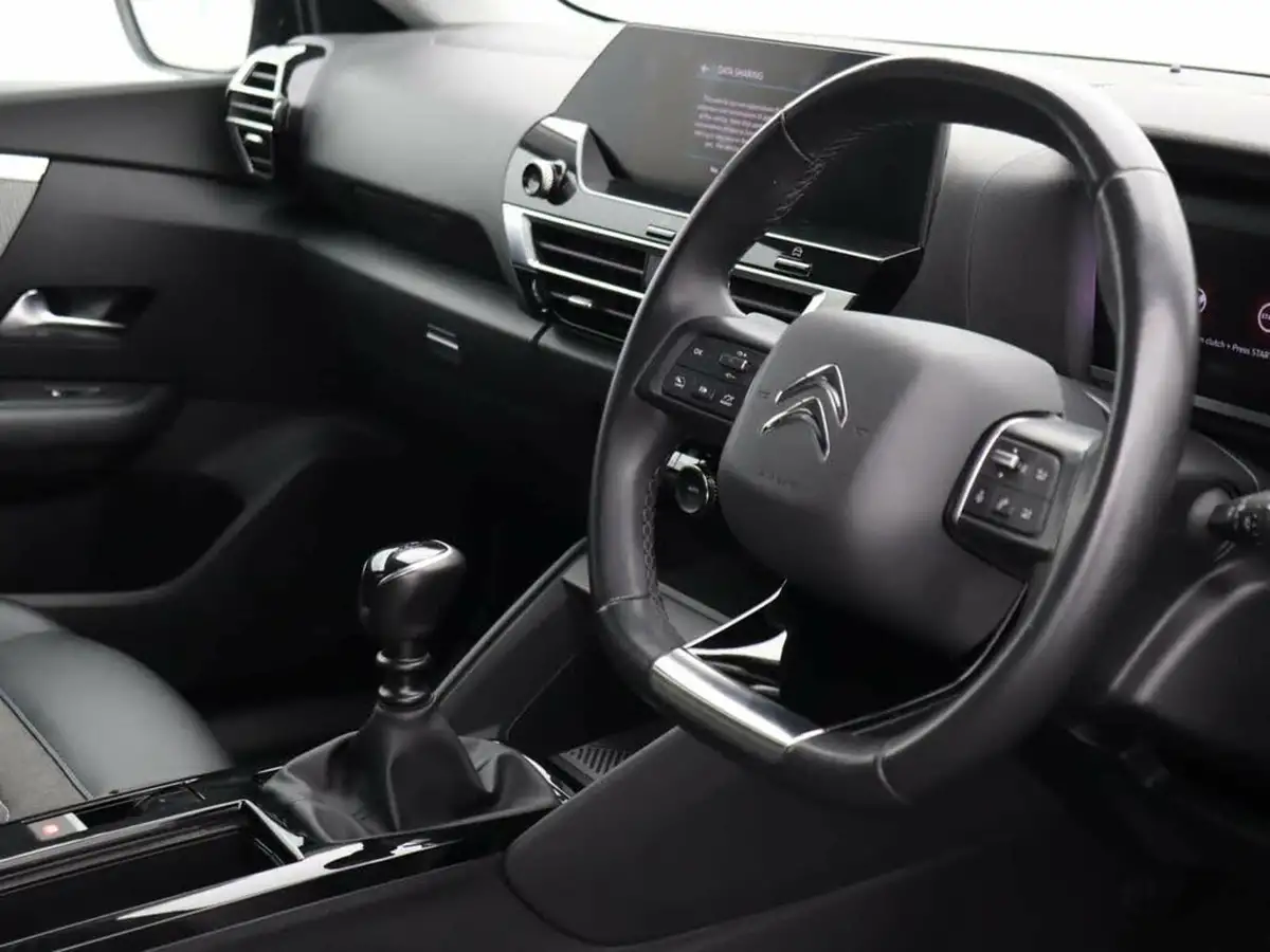 2021-citroen-c4-12-puretech-shine-130ps-big-6