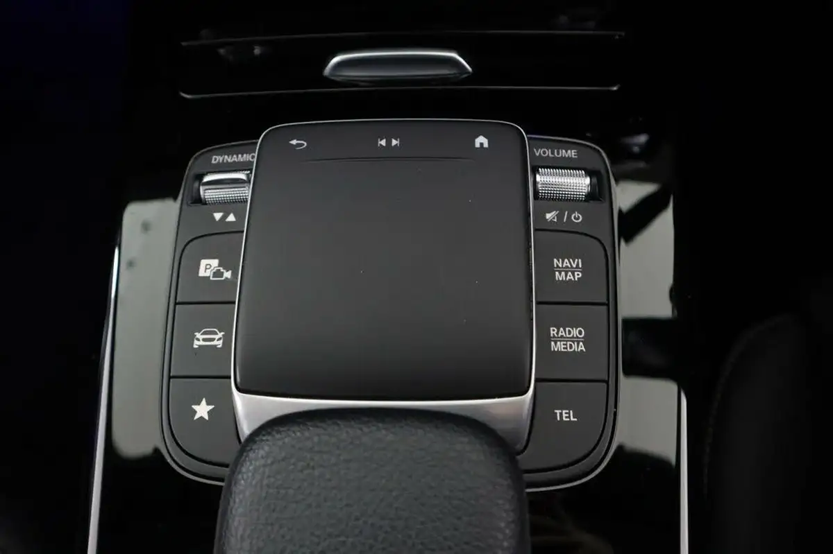 2022-mercedes-benz-a-class-13-a250e-amg-line-premium-edition-saloon-4d-big-54
