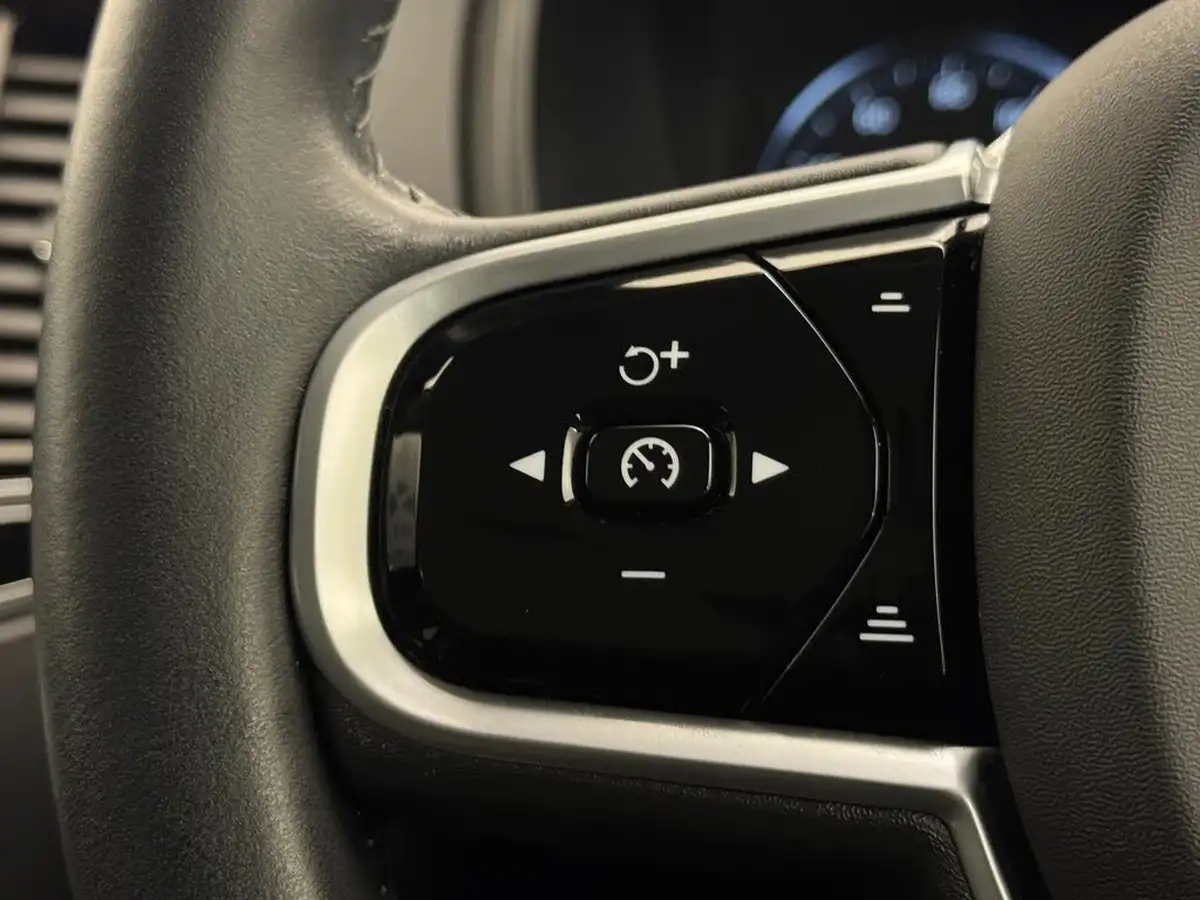 2021-volvo-xc90-20-b5-inscription-big-26