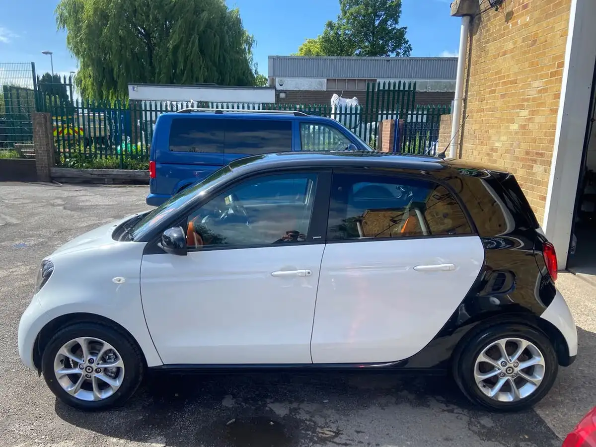 2015-smart-forfour-09-passion-premiumss-big-6