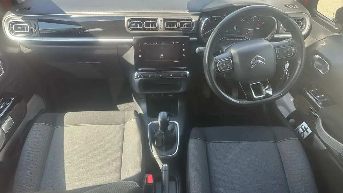 2018-citroen-c3-12-puretech-flair-82ps-big-3