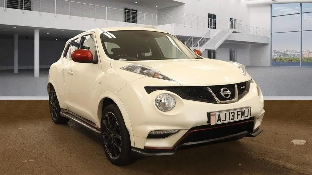 2013-nissan-juke-16-nismo-dig-t-4wd-m-cvt-big-0