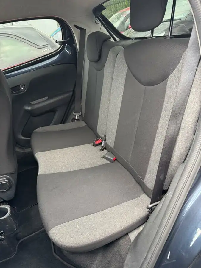 2017-citroen-c1-12-puretech-flair-5d-big-17