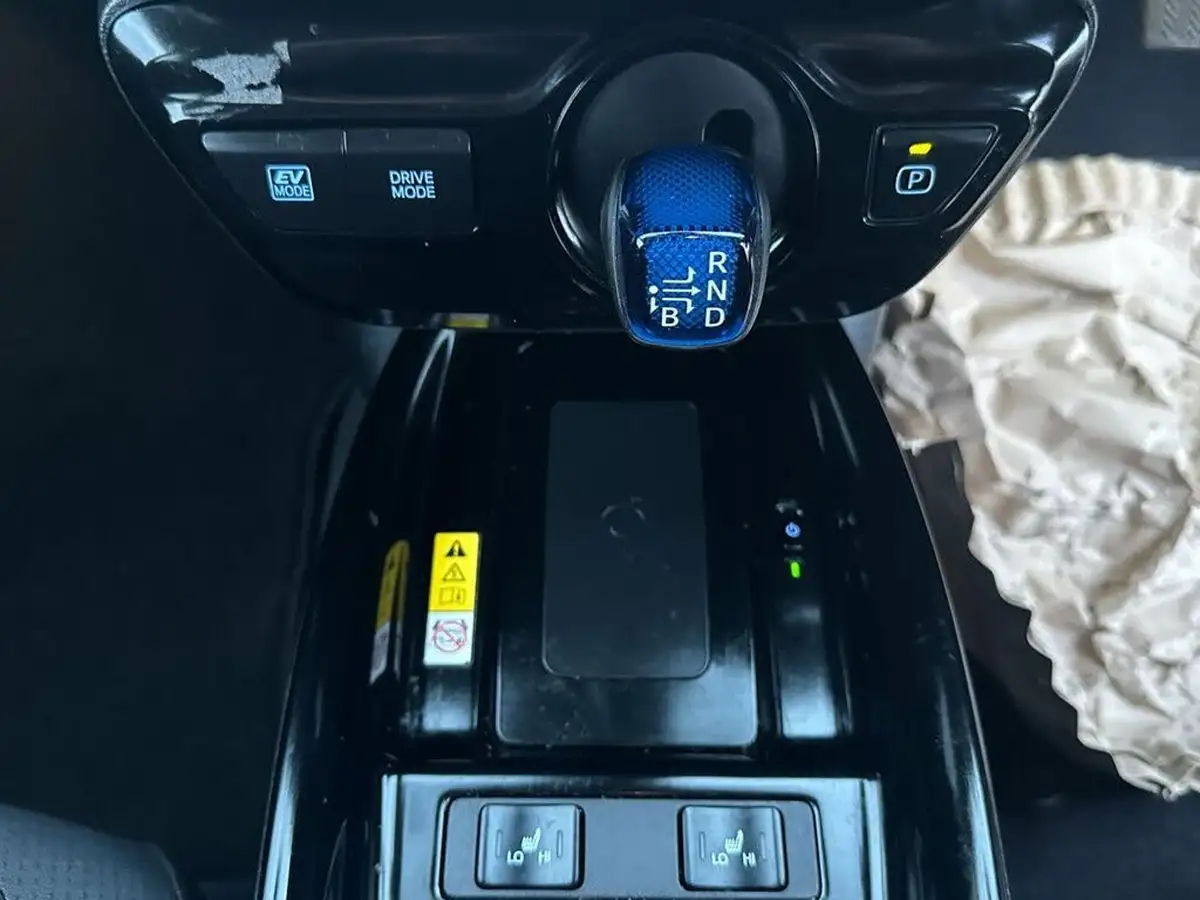2019-toyota-prius-18-vvt-i-business-edition-plus-cvt-big-25