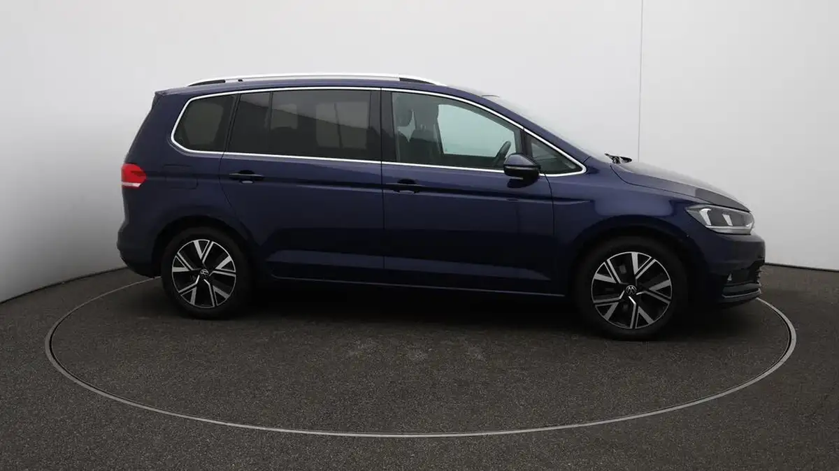 2020-volkswagen-touran-15-tsi-sel-dsg-big-42