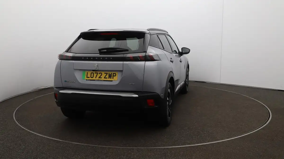 2023-peugeot-2008-suv-e-gt-136bhp-50kwh-station-wagon-big-55