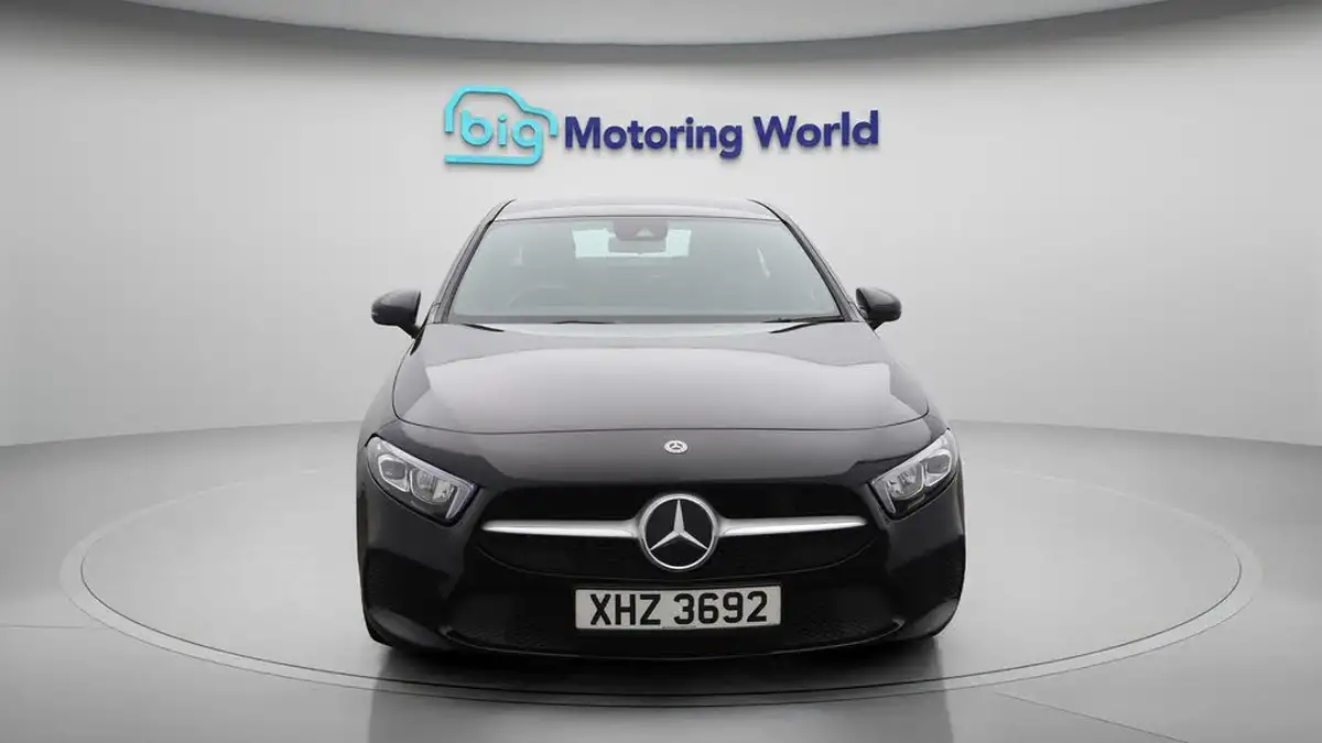 2020-mercedes-benz-a-class-13-a200-sport-saloon-4d-7g-dct-big-2