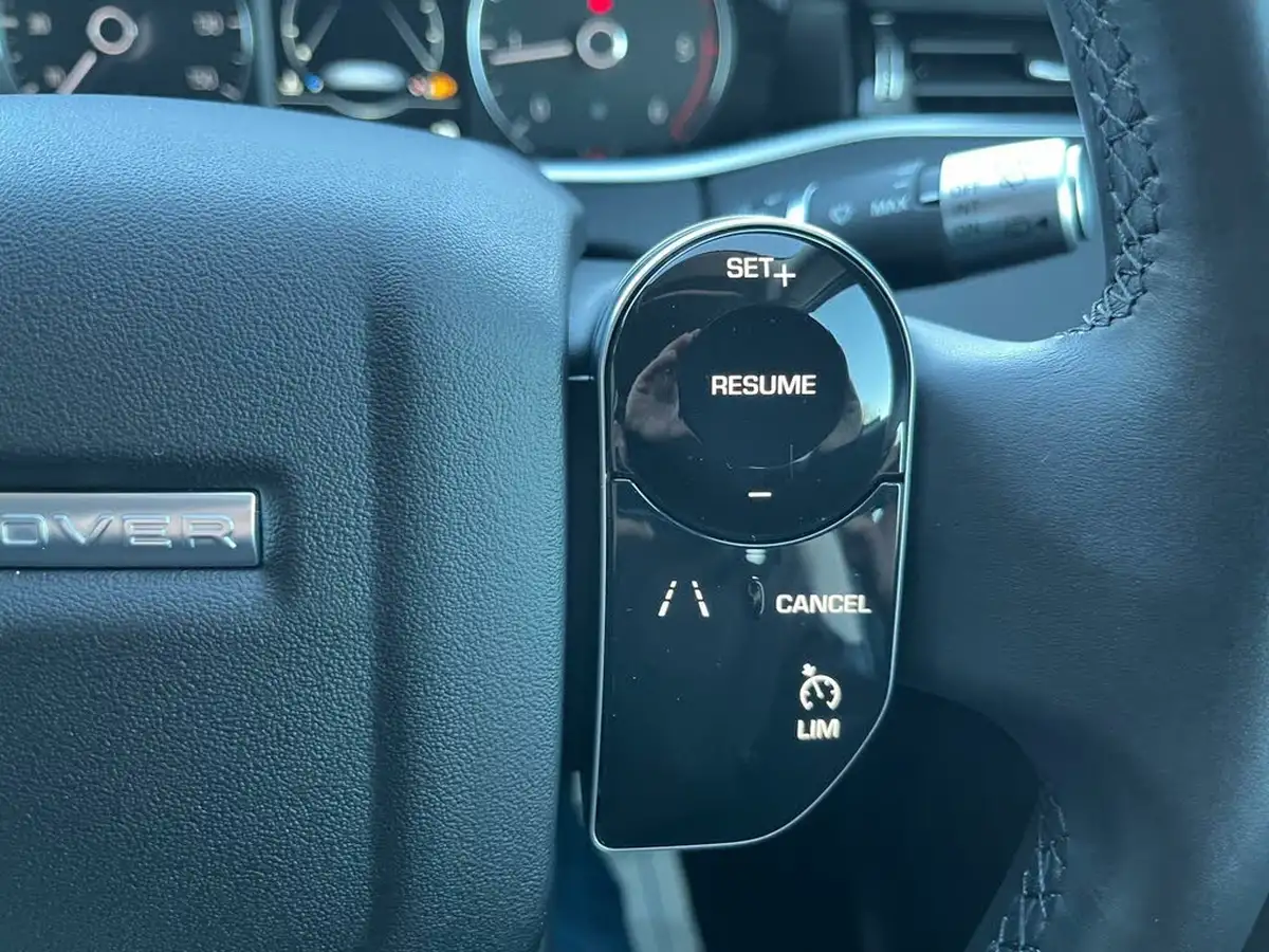 2019-land-rover-range-rover-evoque-20-d180-s-big-33
