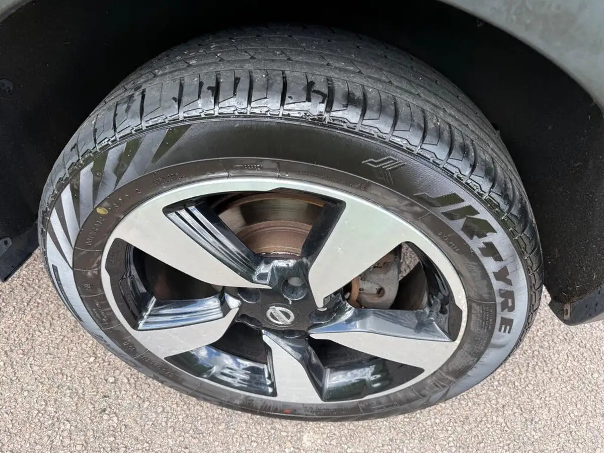 2017-nissan-qashqai-12-dig-t-n-connecta-big-22