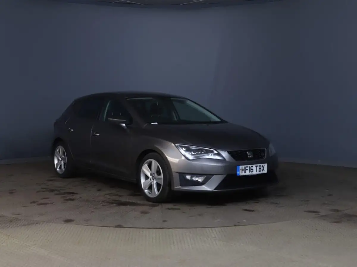 2016-seat-leon-14-fr-tech-pack-ecotsi-hatchback-5d-1395cc-big-0