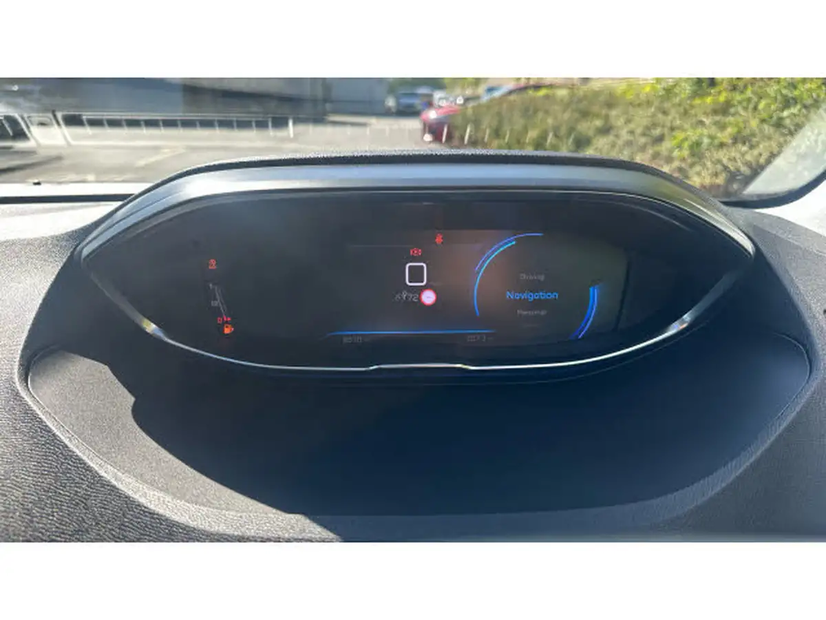 2021-peugeot-3008-suv-12-puretech-allure-big-20