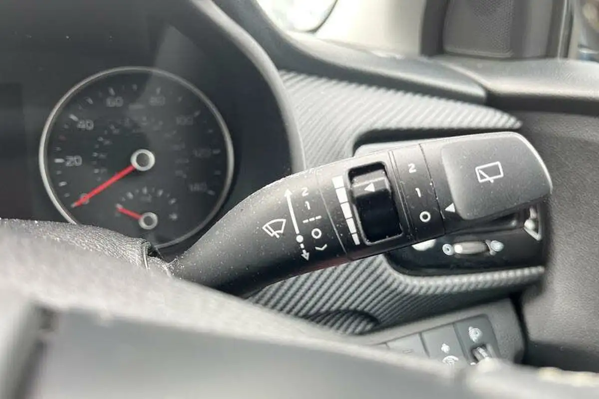 2022-kia-stonic-10-t-gdi-gt-line-118bhp-48v-big-14
