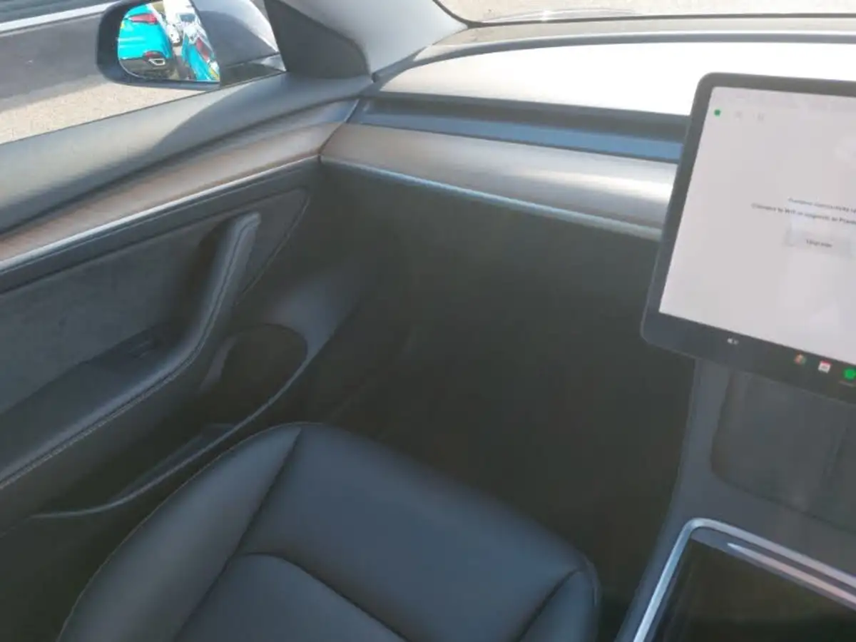 2021-tesla-model-3-e-long-range-4x4-big-17