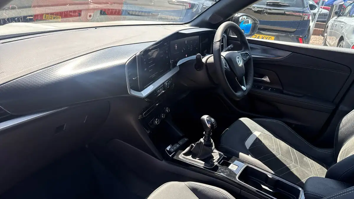 2024-vauxhall-mokka-12-ultimate-136ps-big-11