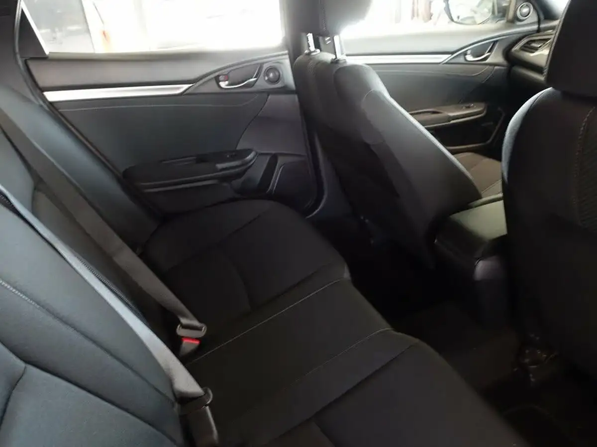 2019-honda-civic-10-vtec-turbo-sr-hatchback-5d-big-15