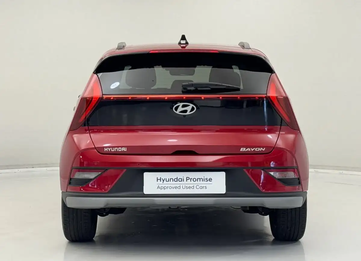 2024-hyundai-bayon-10-t-gdi-premium-100ps-two-tone-roof-big-7