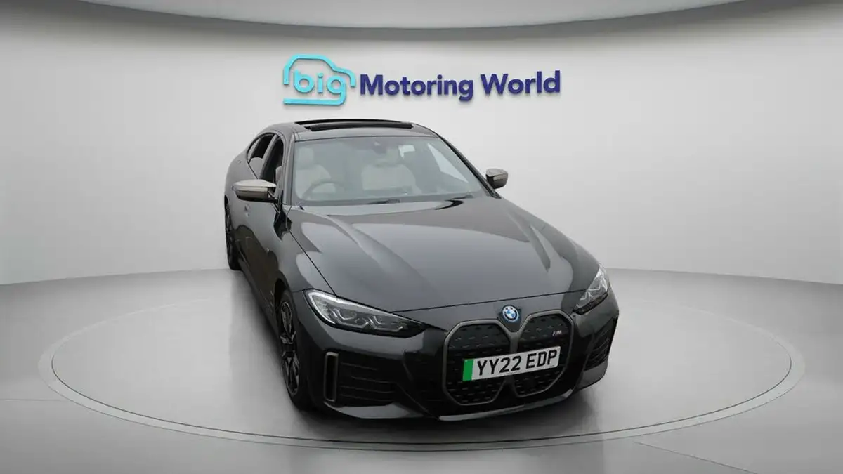 2022-bmw-i4-e-m50-big-20