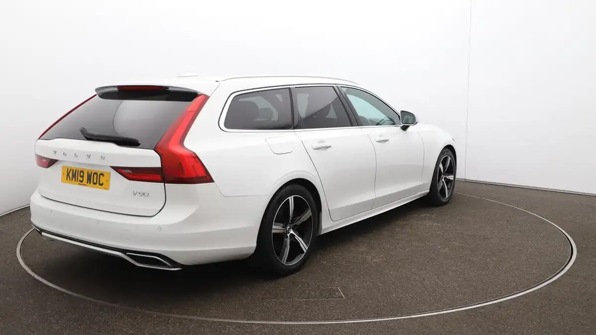 2019-volvo-v90-20td-d4-r-design-big-45