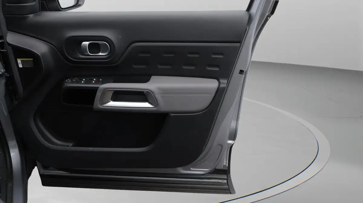 2021-citroen-c5-aircross-12-puretech-shine-big-15