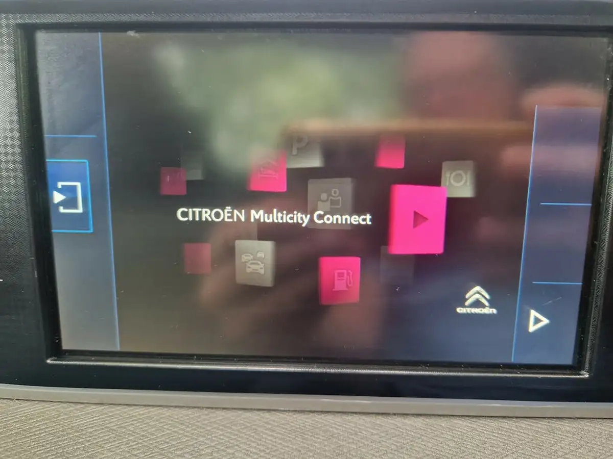 2014-citroen-grand-c4-picasso-16e-hdi-exclusive-etg6-big-34