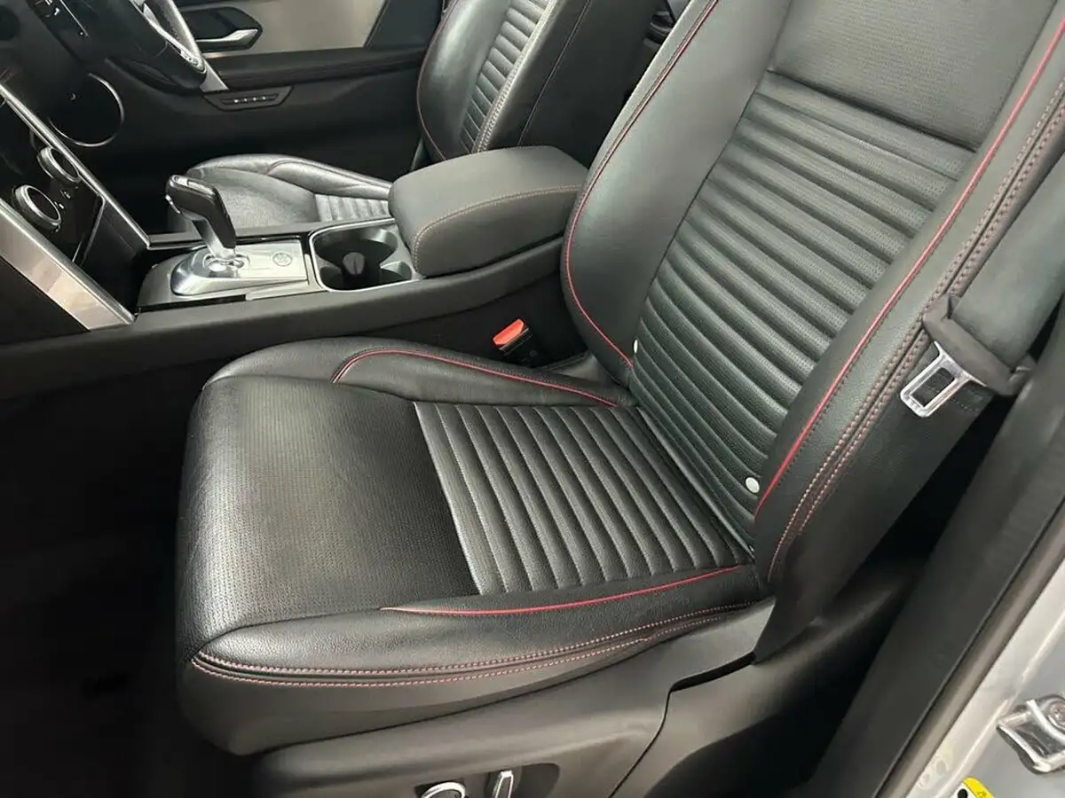 2022-land-rover-discovery-sport-15-p300e-r-dynamic-se-big-21