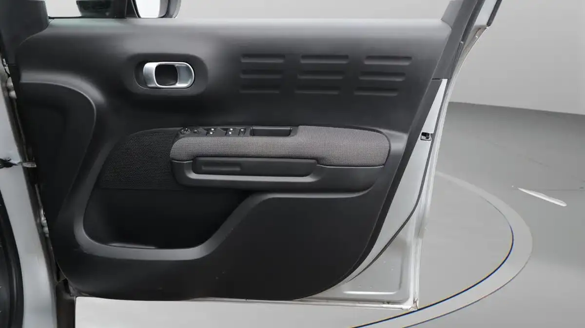 2019-citroen-c3-aircross-12-puretech-feel-110ps-ss-big-15