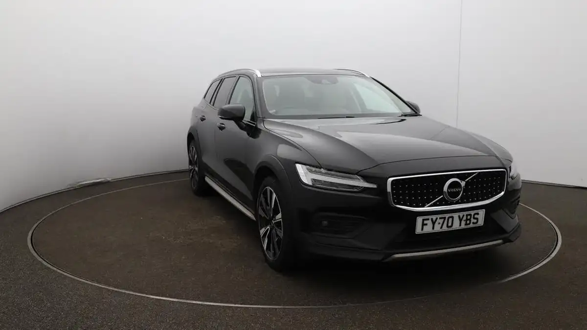 2020-volvo-v60-20td-d4-cross-country-plus-big-33