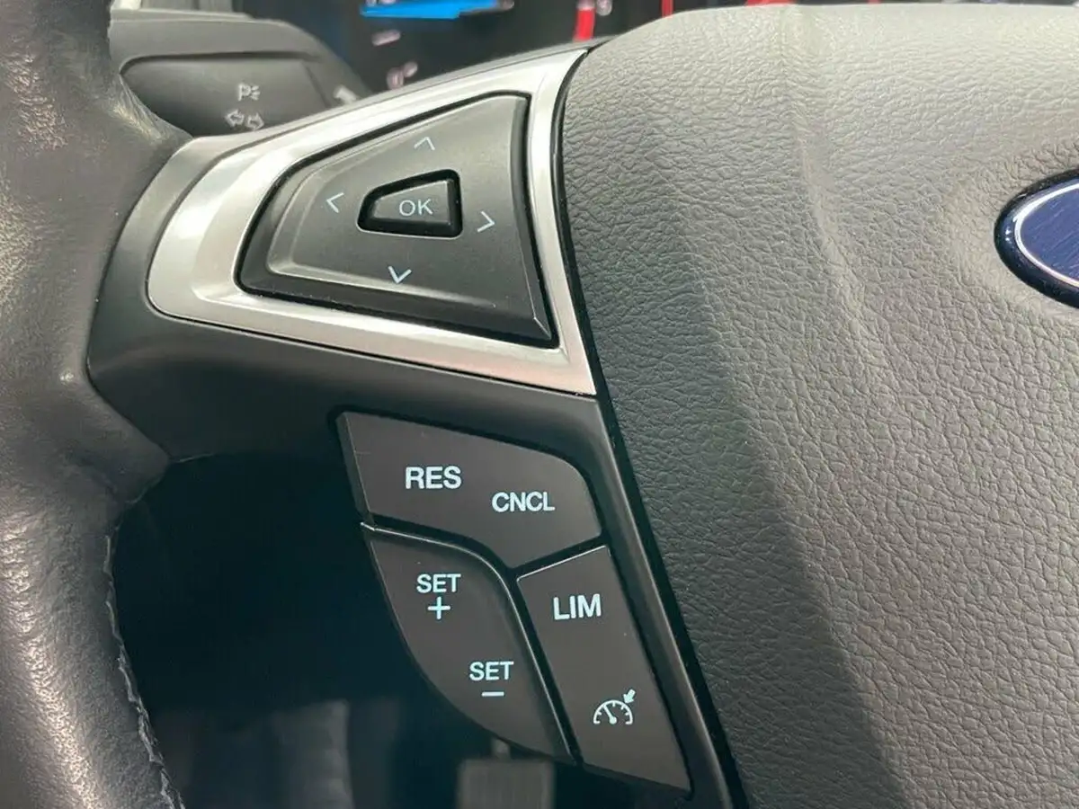 2021-ford-galaxy-20-zetec-big-33