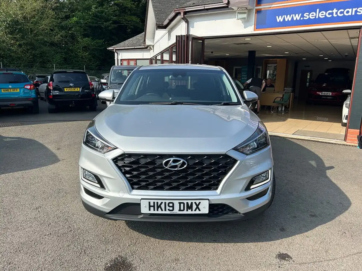 2019-hyundai-tucson-16-gdi-s-connect-big-3