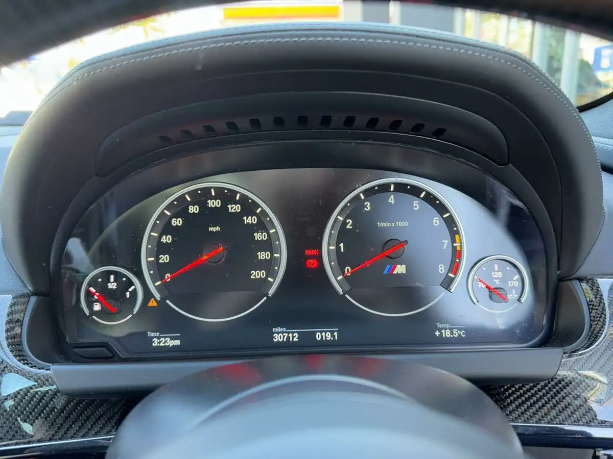 2018-bmw-6-series-44-m6-gran-coupe-4d-big-27