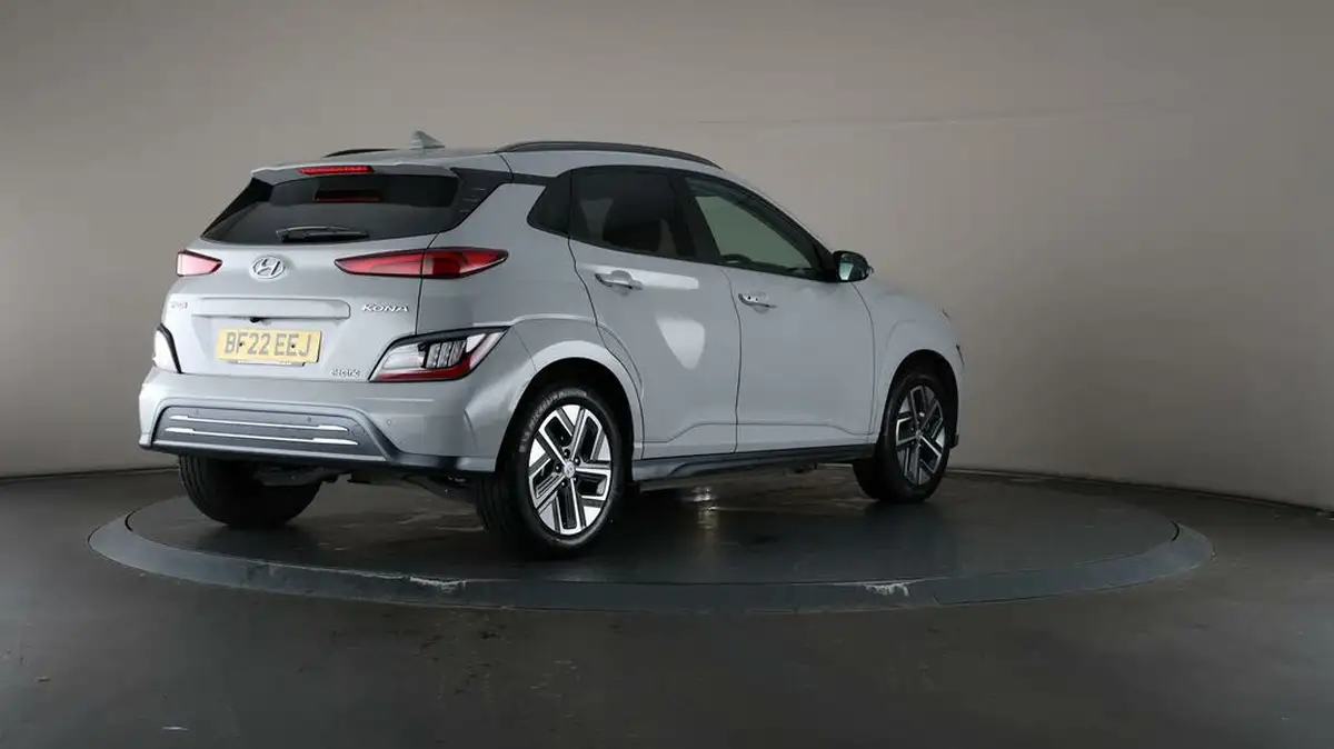 2022-hyundai-kona-e-premium-204ps-64kwh-7kw-obc-big-69