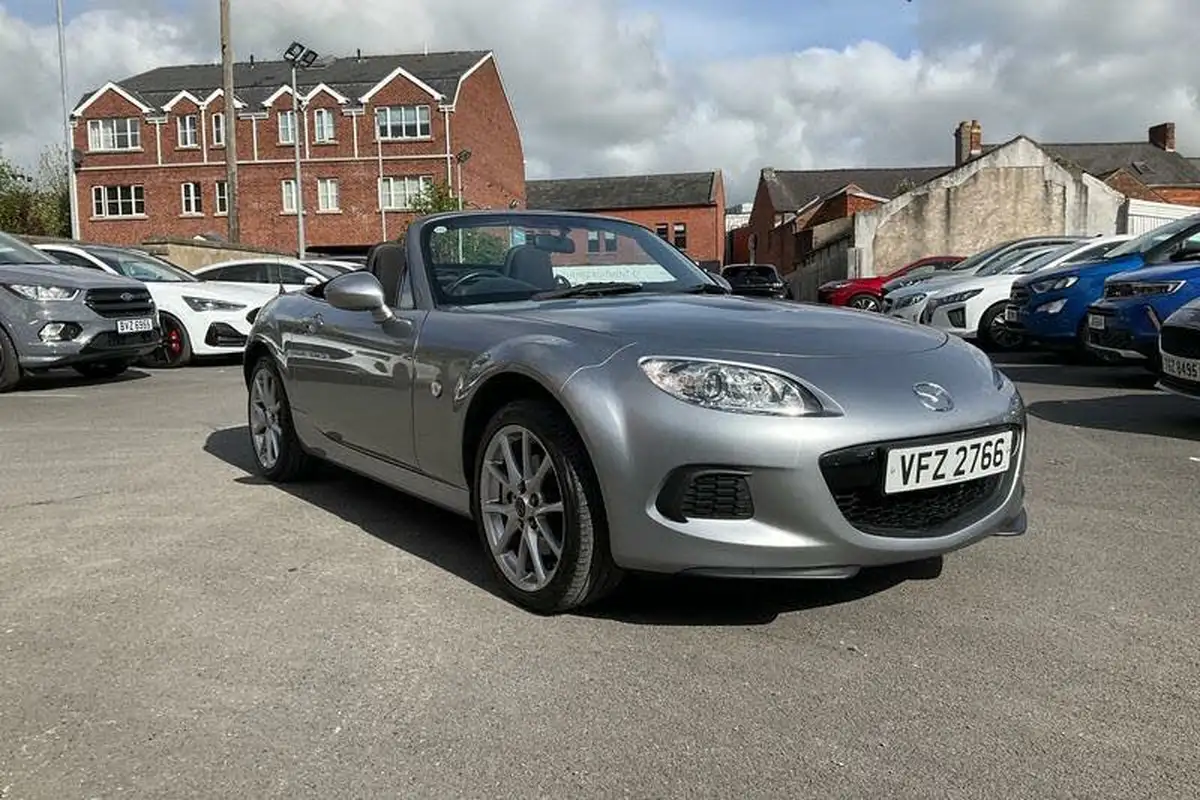 2014-mazda-mx-5-18-se-air-con-big-33