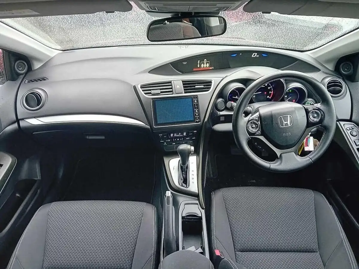 2015-honda-civic-18-se-plus-honda-connect-hatchback-auto-big-3