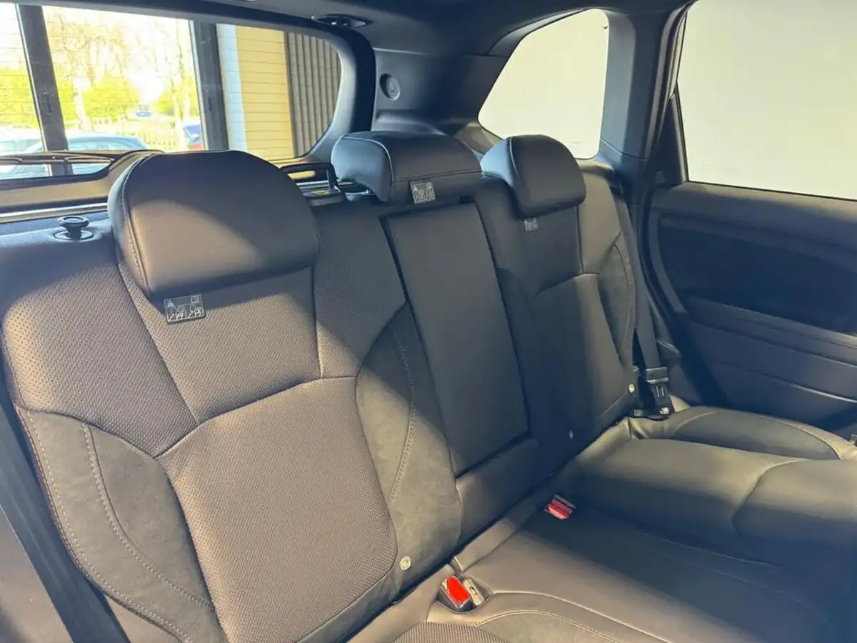 2025-subaru-forester-20-e-boxer-touring-big-32
