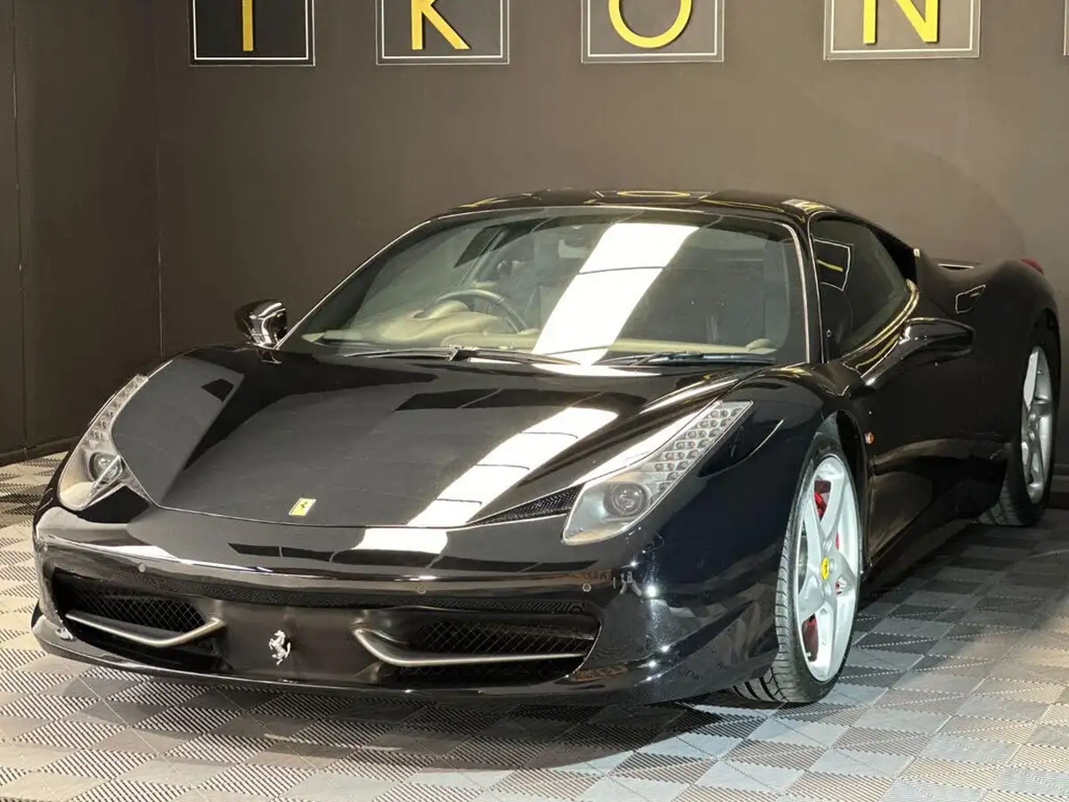 2011-ferrari-458-45-italia-big-9