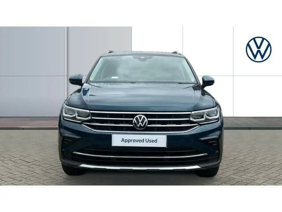 2022-volkswagen-tiguan-15-tsi-elegance-big-6