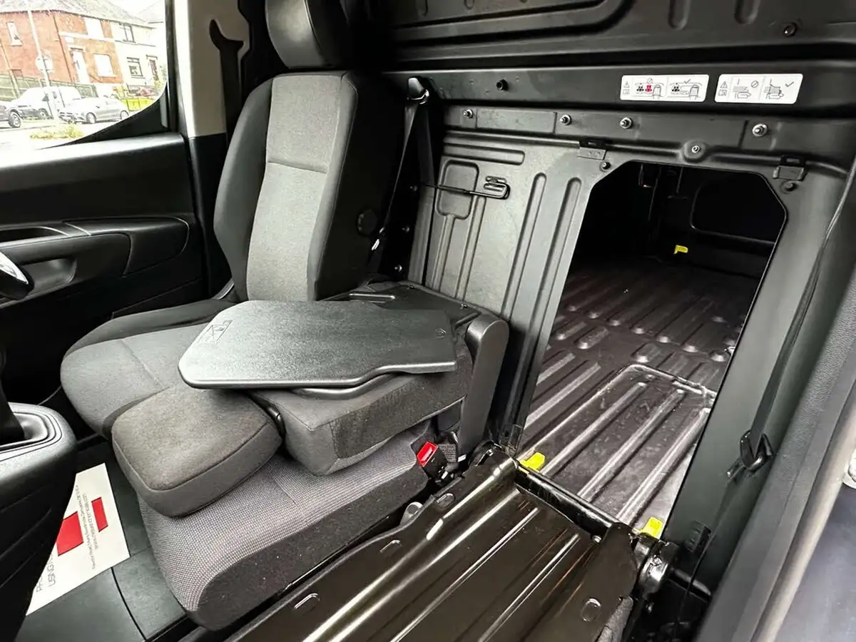 2021-citroen-berlingo-15bluehdi-1000-driver-100pseu6dt-e-ss-big-14