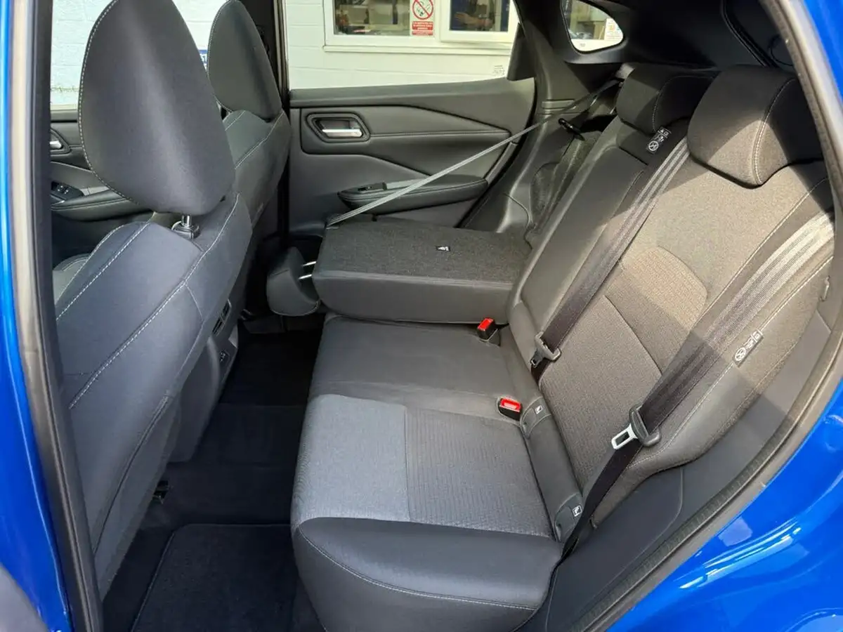 2022-nissan-qashqai-13-dig-t-n-connecta-140ps-big-44