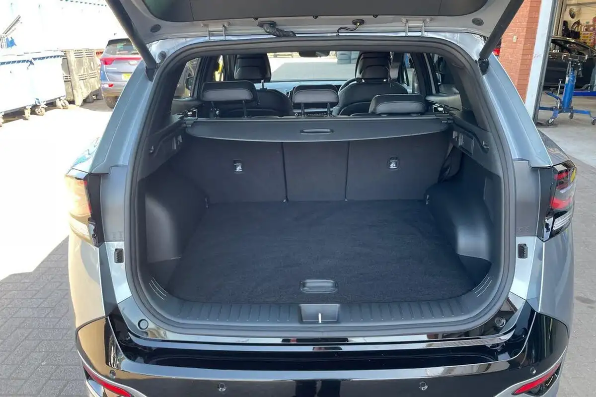 2024-kia-sportage-16-t-gdi-gt-line-s-207bhp-hev-auto-big-17