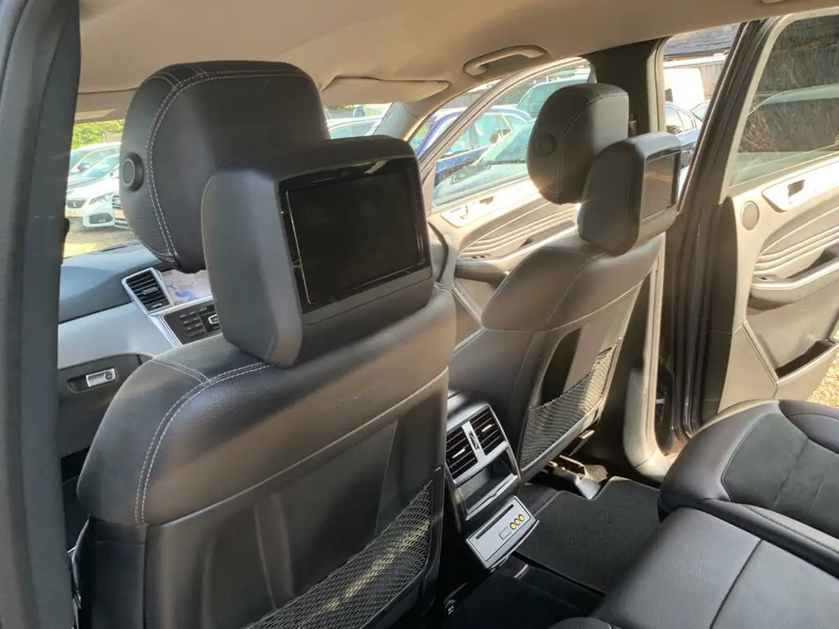 2012-mercedes-benz-m-class-30td-ml350-bluetec-sport-big-33
