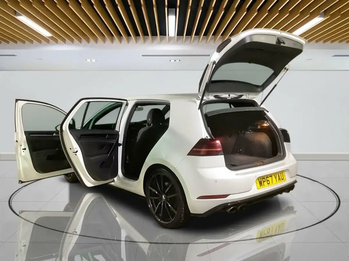2017-volkswagen-golf-20-tsi-r-310ps-4motion-ss-hatchback-5d-dsg-big-11