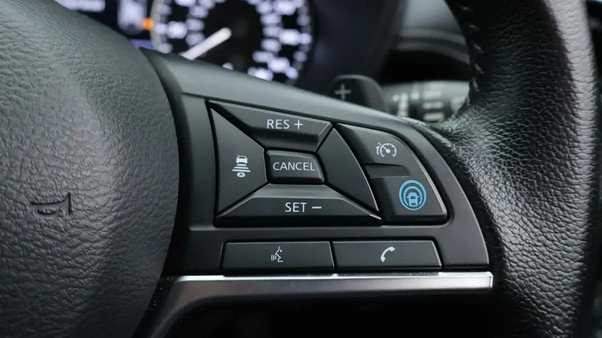 2020-nissan-juke-10-dig-t-tekna-117ps-dct-big-24