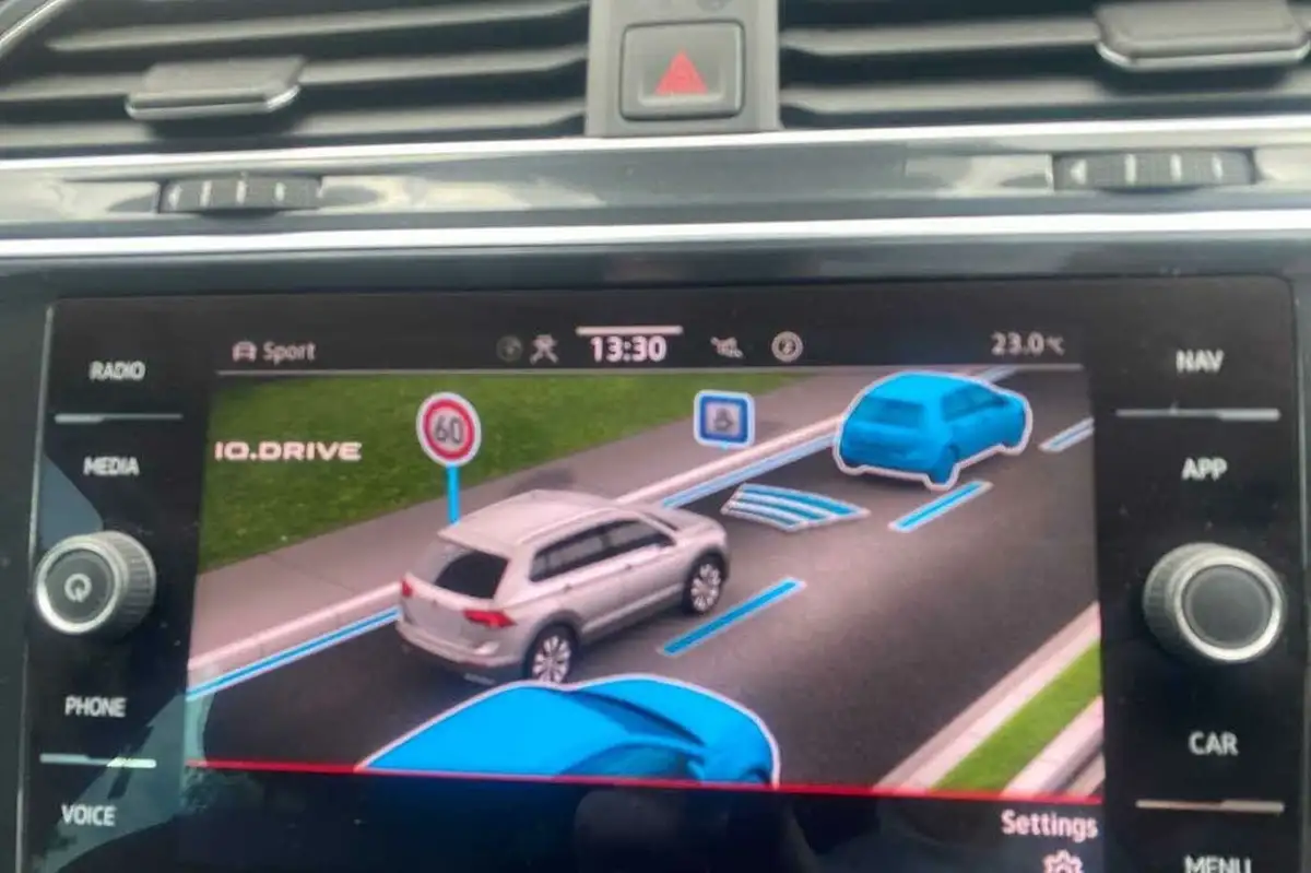 2022-volkswagen-tiguan-20-tsi-r-line-190ps-big-27