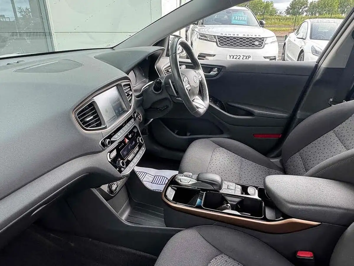 2019-hyundai-ioniq-e-premium-electric-88kw-big-29