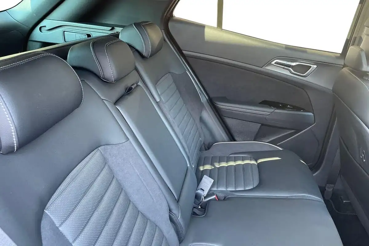 2024-kia-sportage-16-t-gdi-gt-line-s-207bhp-awd-hev-auto-big-18
