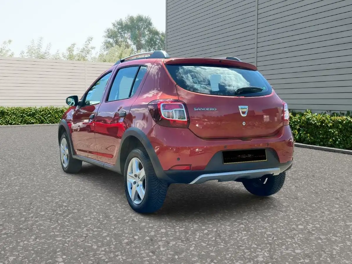 2014-dacia-sandero-stepway-15d-laureate-big-6