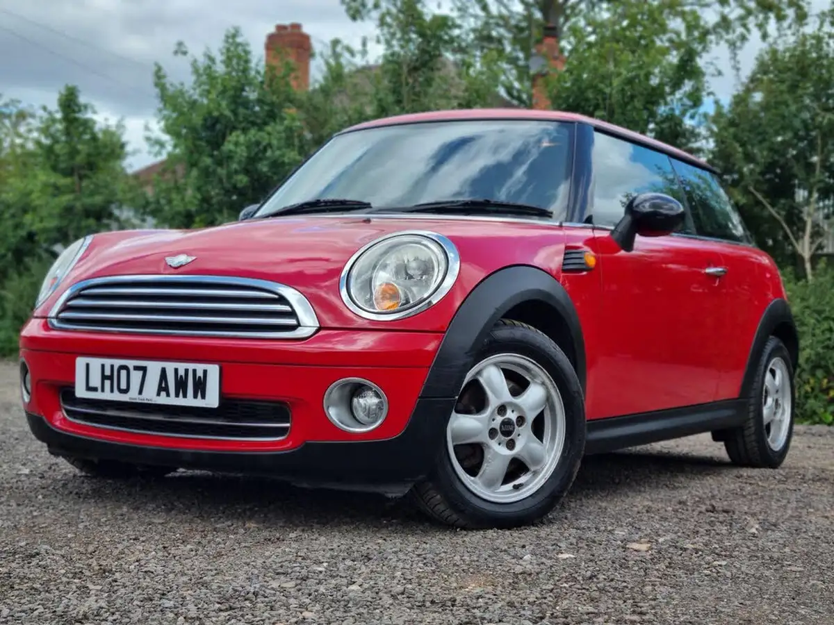 2007-mini-cooper-14-one-95bhp-big-1