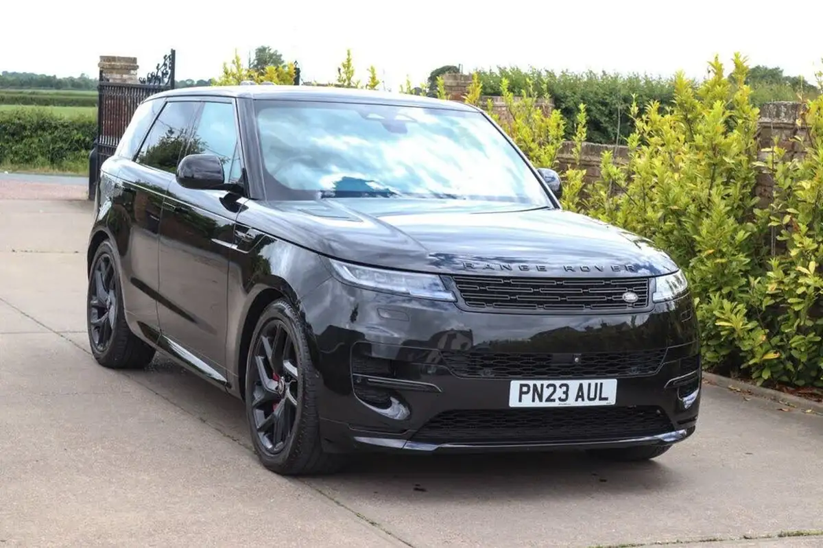 2023-land-rover-range-rover-sport-30-d300-dynamic-se-big-13